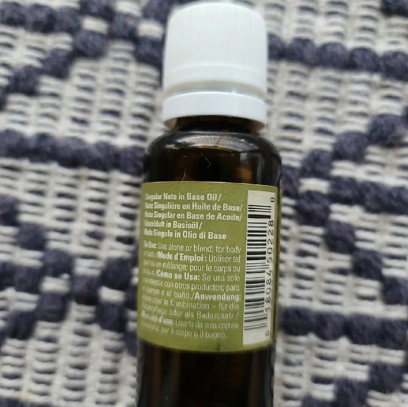 Aveda Lavender 1 Oz Singular Note Discontinued - Picture 2 of 3